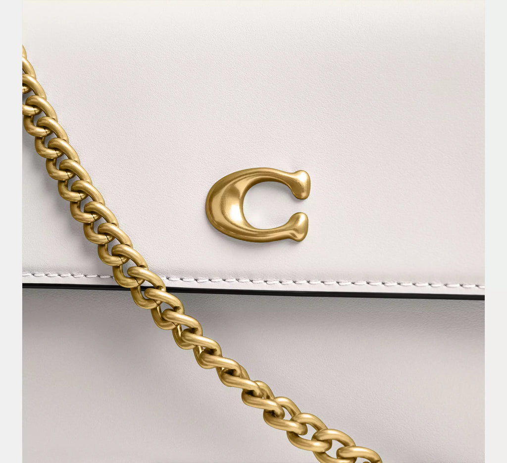 Sac Baguette Pur – L'Élégance Blanche