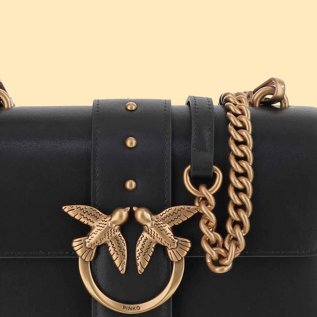 Sac Bandoulière Love – L'Élégance Rebelle