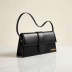 Le Bambino long Fabriqué en Italie  Sac épaule allongé.