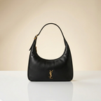 Sac Hobo Monogramme – L'Élégance Incurvée